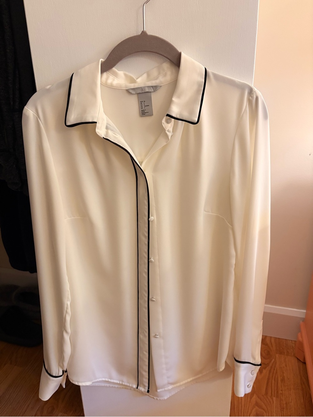 H&M Cream Button-Down Shirt with Black Piping